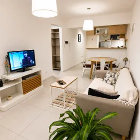 Modern apartment in Las Lomitas - Image 5