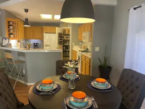 Shasta House - Image 5