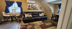 Spacious 2-Bedroom • Close to Train • Quiet &Clean - Image 2
