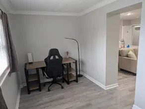 Studio 12 Spacious & Comfortable with a Bonus Room - Image 5