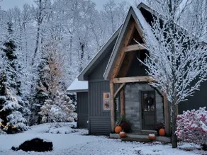 Enjoy Winter Season Timber Cottage near Algonquin - Image 2