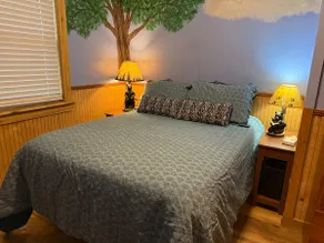 Acorn Getaway ~ Cozy NE Ga Cabin - Image 4