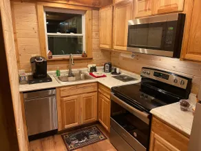 Acorn Getaway ~ Cozy NE Ga Cabin - Image 5