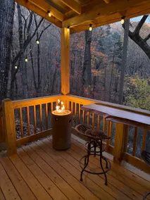 Acorn Getaway ~ Cozy NE Ga Cabin - Image 2