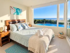 Ocean view | Navigable lagoon + pool - Image 3