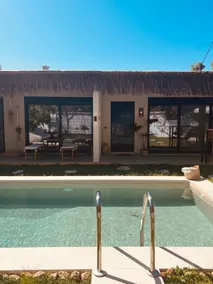 Naya pool & garden view bungalow - Image 2