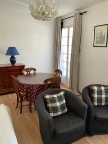 house in a quiet area - Image 2