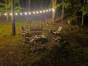 Beech Mountain Walk to Slopes Sleeps 9 Pet Friendly - Image 2