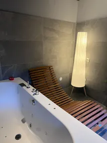 Villa Como, Jacuzzi Spa And Private Pool - Image 3
