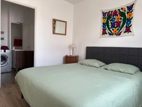 Close to the beach and the lively center, with air conditioning - Image 2