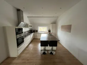 Gallery apartment near the old town - Image 3