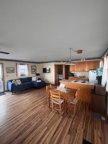 Cozy lakeside cottage - Image 4