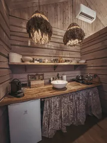 Dykros: Medeina Cabin - Image 4