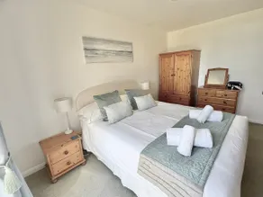 Cornwall Beach Views with Indoor Pool and Tennis - Image 4