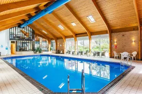 Cornwall Beach Views with Indoor Pool and Tennis - Image 2