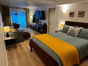 Prívate Suite with Steam Spa at Caberfae - Image 1