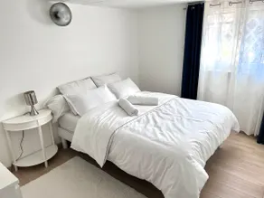 Bright 2-room apartment! - Image 4