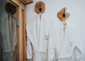 Nature retreat 500 m from the beach • Private spa - Image 2