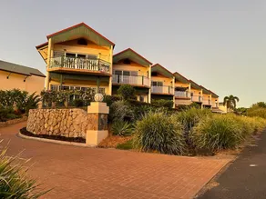 Standard Lake View 2 Bedroom - Image 2