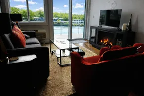 Couples Waterfront Getaway Near Beach And Trails - Image 5