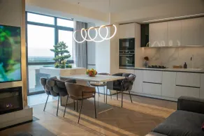 White Residence - Image 4