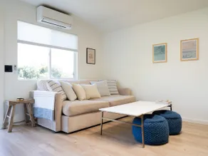Old Agoura Sun Filled Guest House - Image 4