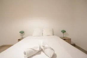 6 pers. Apt. • Center • Air con. • Parking • Sea 100 m away - Image 3