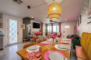 4 homes in 1: Fam Oasis KING Beds Sleep 32, Patios - Image 3