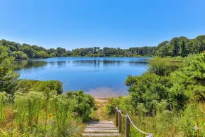 Waterfront, No Pet Fee, Fenced Yard, Close to Town and Beach - Image 3