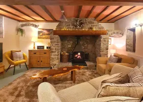 Cwtch Cottage - Image 2