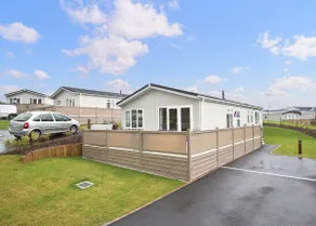 Truro Premier Lodge - Image 3