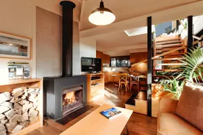 Walk to Beach • Private Garden • BBQ & Pizza Oven - Image 2