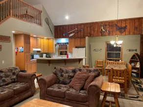 Lakefront Cabin on Snowmobile Tr - Image 2