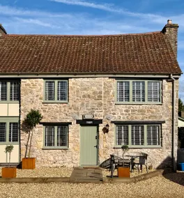 Gardener's Cottage at Mathern Palace - Image 4