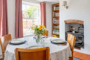 The Town House - Image 4
