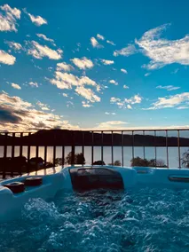 Hot tub overlooking the lake · Rooftop terrace - Image 2
