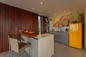 Hot tub overlooking the lake · Rooftop terrace - Image 4