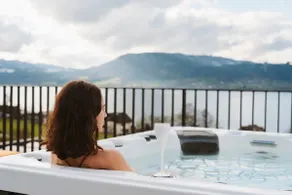 Hot tub overlooking the lake · Rooftop terrace - Image 5