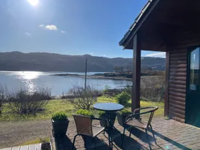 Horseshoe Bay Chalet with Stunning Sea Views - Image 3