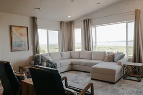 Secluded Family Oasis Next To Bayside Golf w/ Deck - Image 2