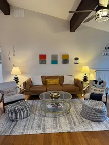 Newly Remodeled Mid-Century Modern Lake Condo - Image 3