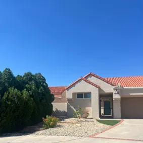 Quaint casita for 2 - Image 2