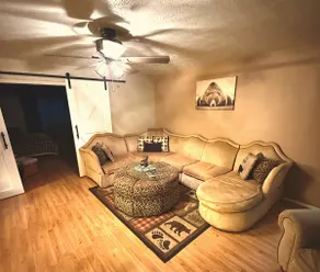 The Cozy Cub Cottage - Image 2
