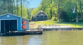 Our Happy Place with a view on Lake Sinclair - Image 2