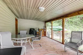 Peaceful + Cozy Cottage on Over 7 Acres w/ Creek - Image 2