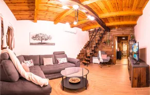 Luxurious Home In Jamnica Pisarovinska - Image 3