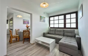 Stunning Home In Madzarevo With Sauna - Image 4