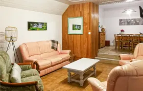 Lovely home in Le Faouet with kitchen - Image 3