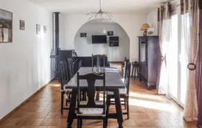 Beautiful home in Pierrelatte - Image 4