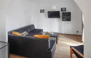 Beautiful home in Pierrelatte - Image 5